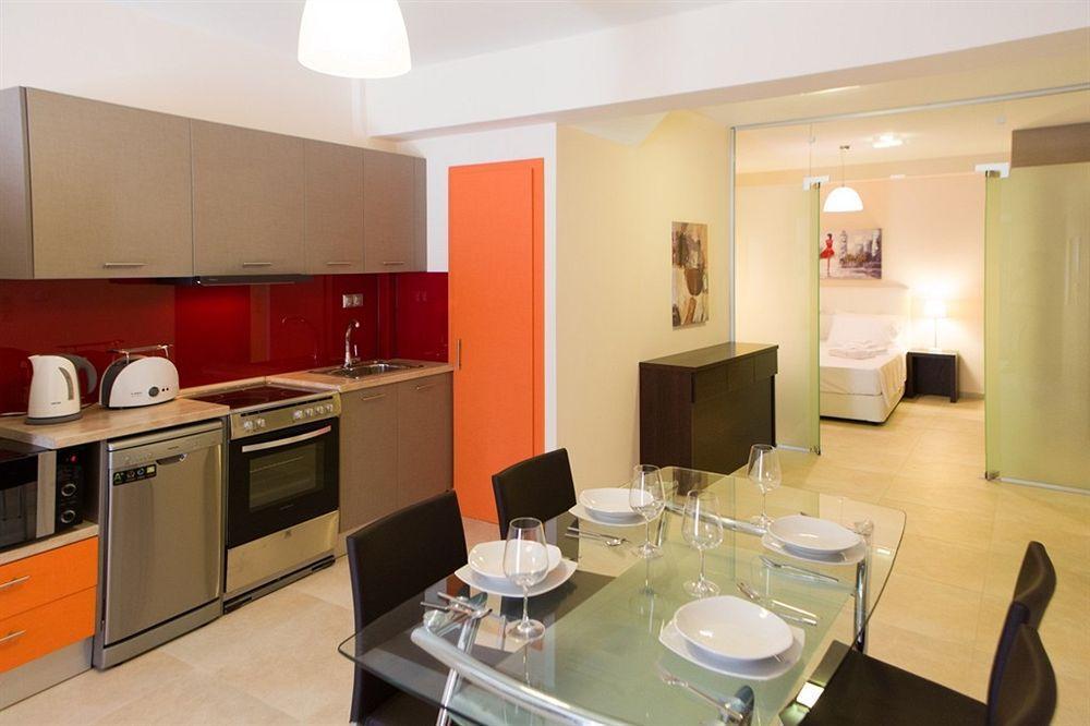 Pantheon Villas & Suites Vlikhádha Екстериор снимка