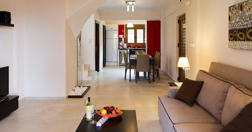 Pantheon Villas & Suites Vlikhádha Екстериор снимка