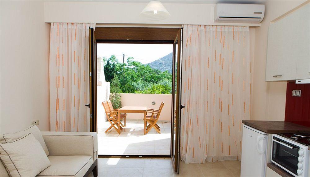 Pantheon Villas & Suites Vlikhádha Екстериор снимка