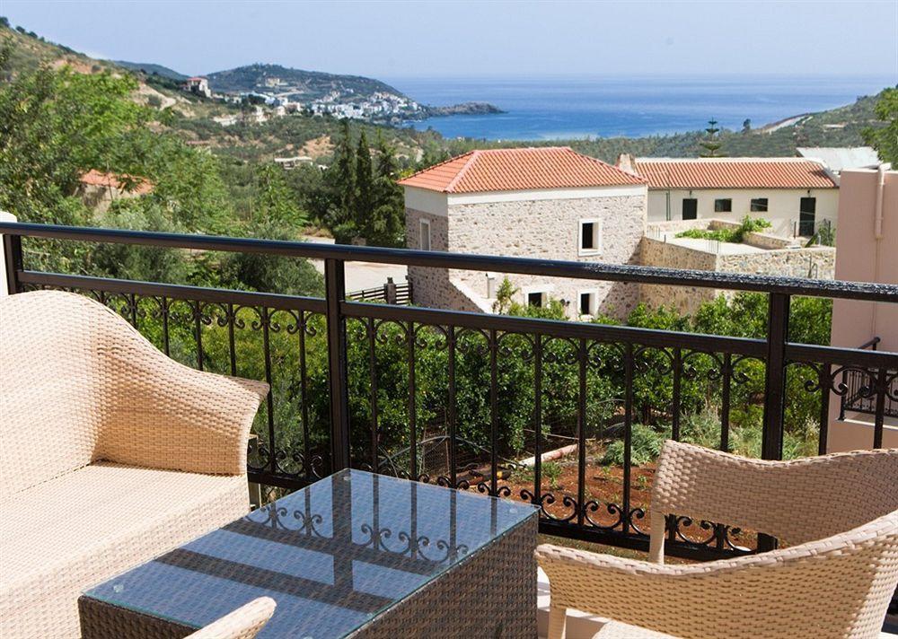 Pantheon Villas & Suites Vlikhádha Екстериор снимка