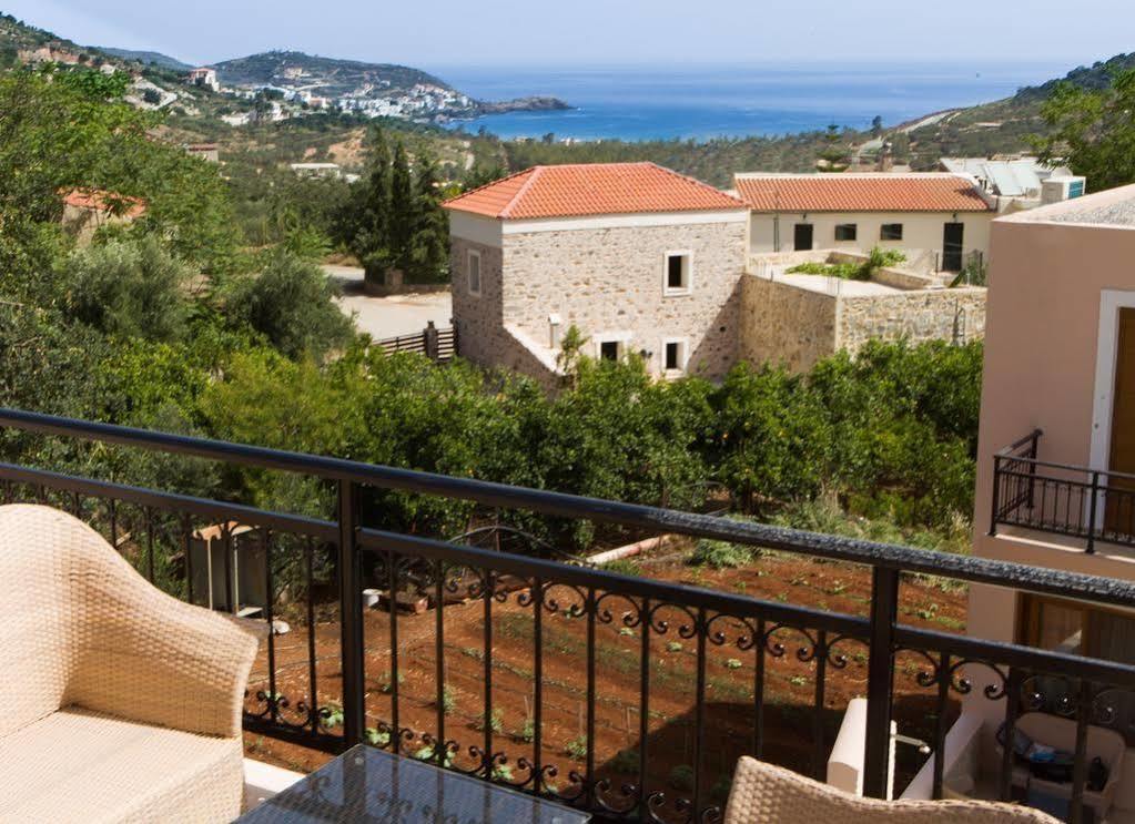 Pantheon Villas & Suites Vlikhádha Екстериор снимка