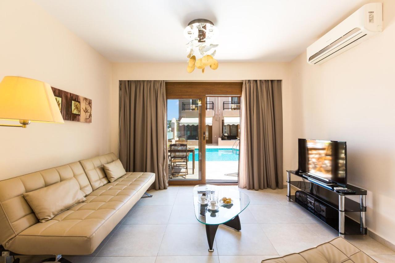Pantheon Villas & Suites Vlikhádha Екстериор снимка